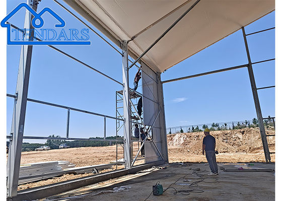 comprare 6061/T6 di alluminio 20x30m Tenda di marciapiede resistente al fuoco Canopy resistente al vento per funzioni aziendali fabbricazione online