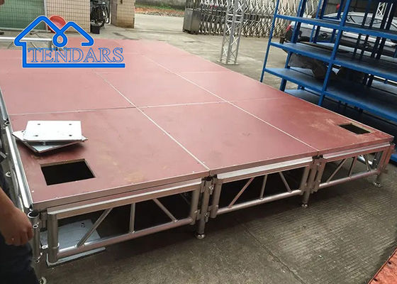 comprare Portatile facile da assemblare traliccio di palcoscenico in alluminio evento mobile palcoscenico in compensato piattaforma di palco regolabile online manufacture