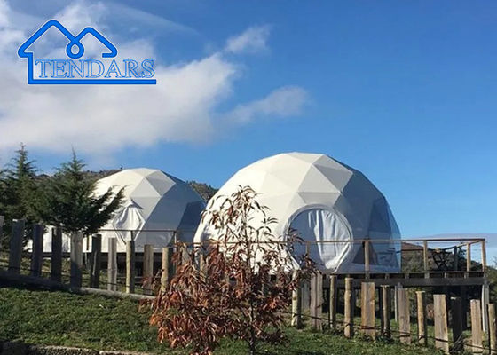 comprare Nuovo design Outdoor Custom Luxury Camping PVC Soggiorno Glamping Dome Resort Tent fabbricazione online