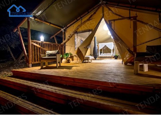 Tenda di glamping in bosco