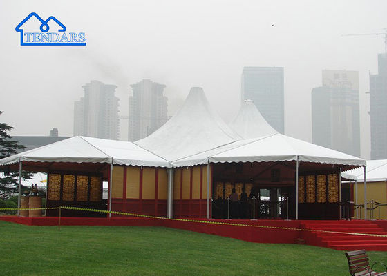 Tenda per tendone per matrimoni con estensione infinita per 2000 persone, struttura a baldacchino per eventi in cortile con campata di 4-70 m