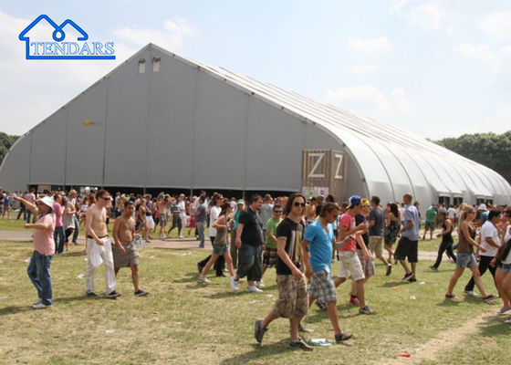 Tenda speciale per eventi curva all'aperto resistente ai raggi UV per mostre, feste all'aperto e così via