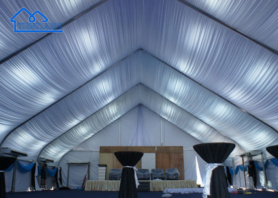Tenda di festa curva per matrimoni o feste, pubblicità, eventi diversi, ecc.
