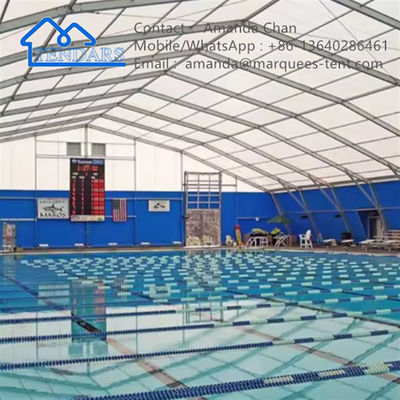 Tenda per sport all' aperto con telaio in alluminio e materiali resistenti alle intemperie